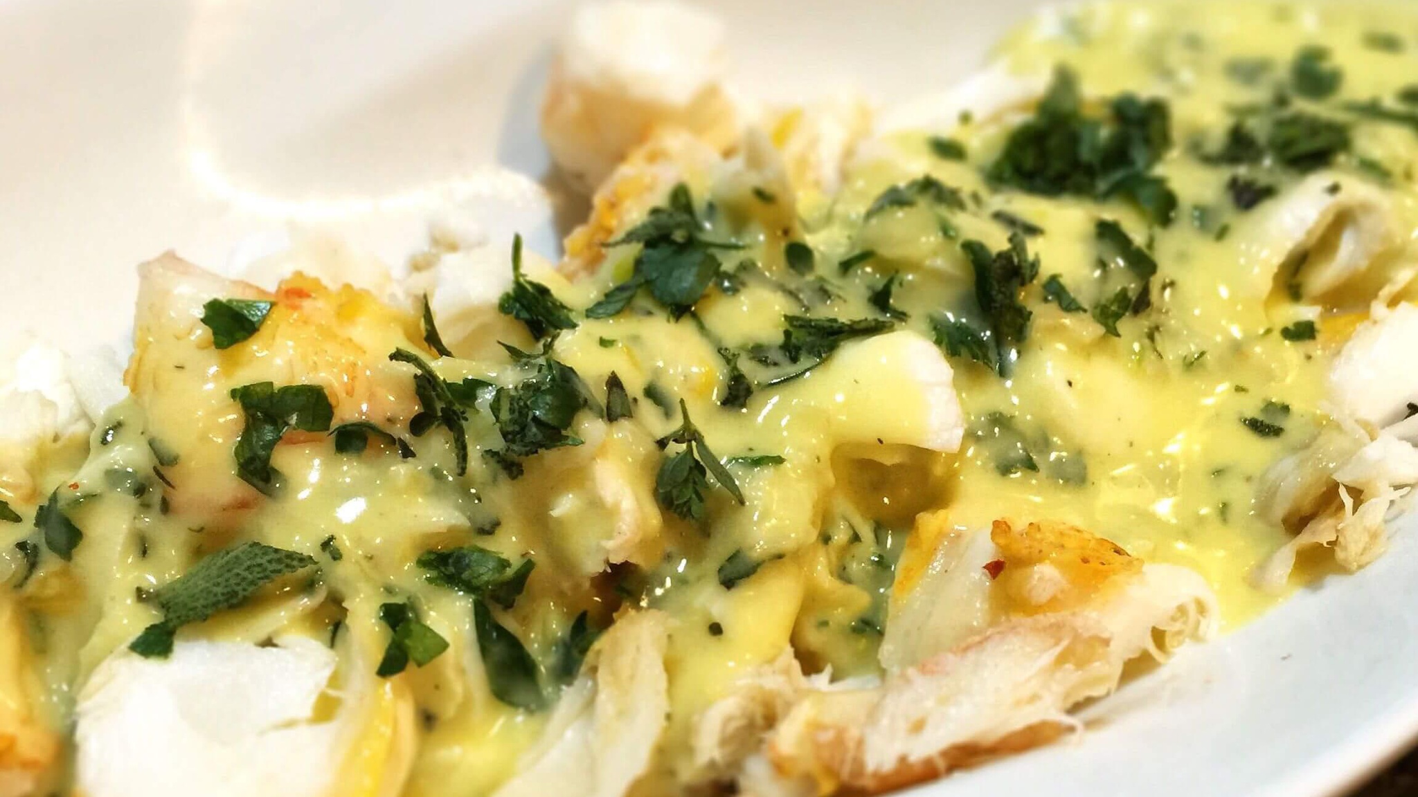 Skinnymixer’s Creamy Garlic Sauce-image