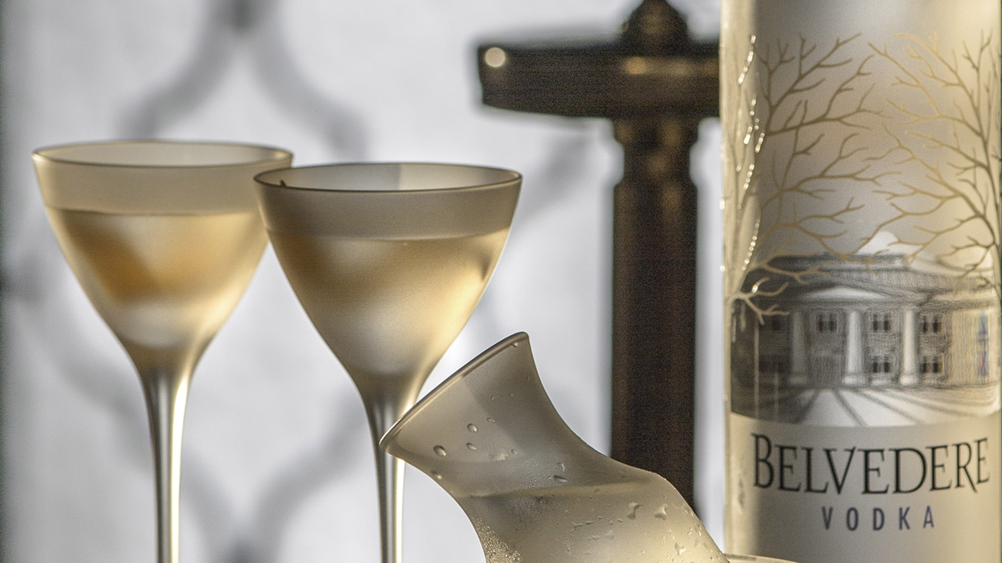 Belvedere Classic Martini Pour Deux Recipe Fresco