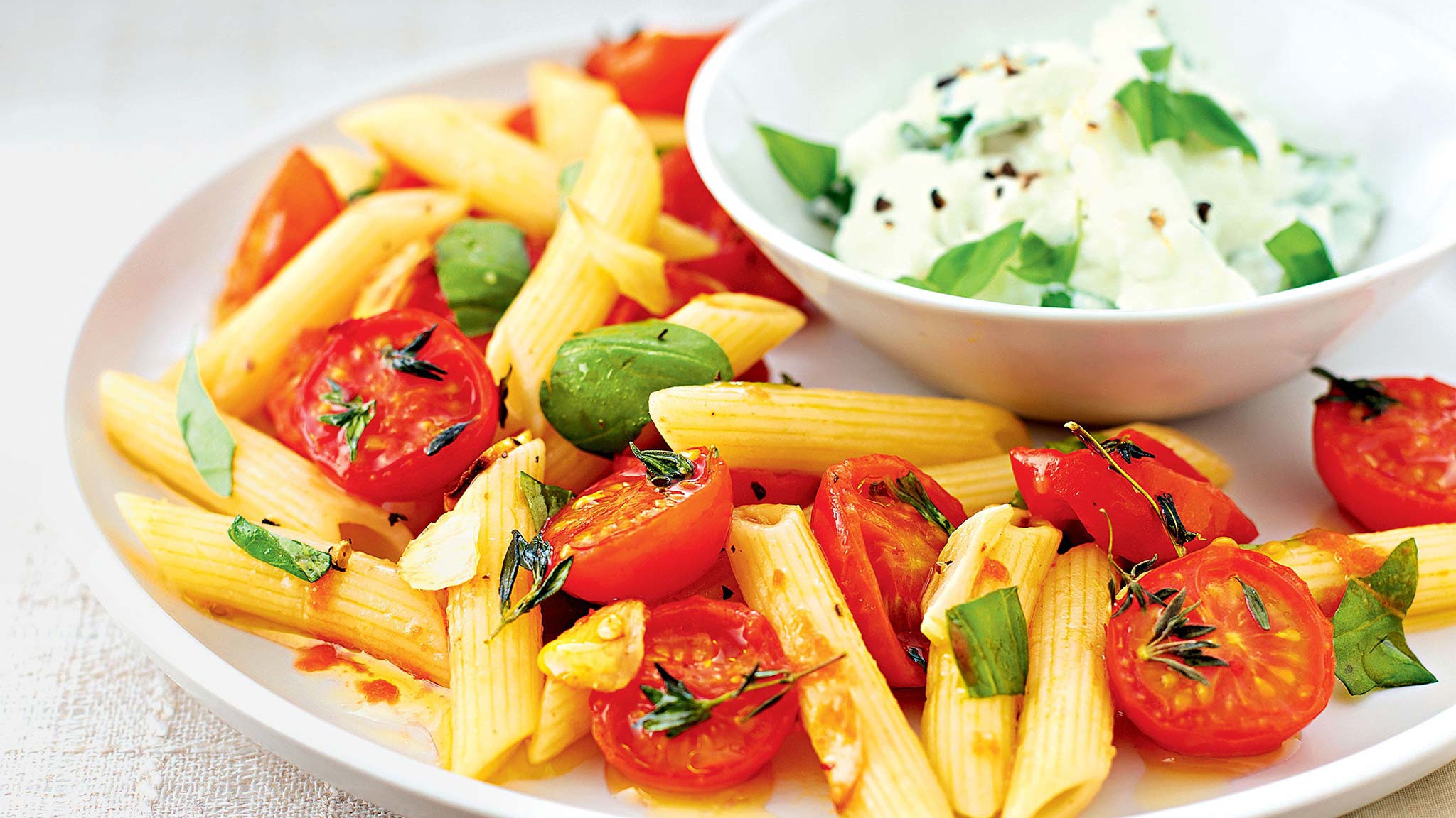 Roasted Tomato and Ricotta Pasta Recipe - Fresco