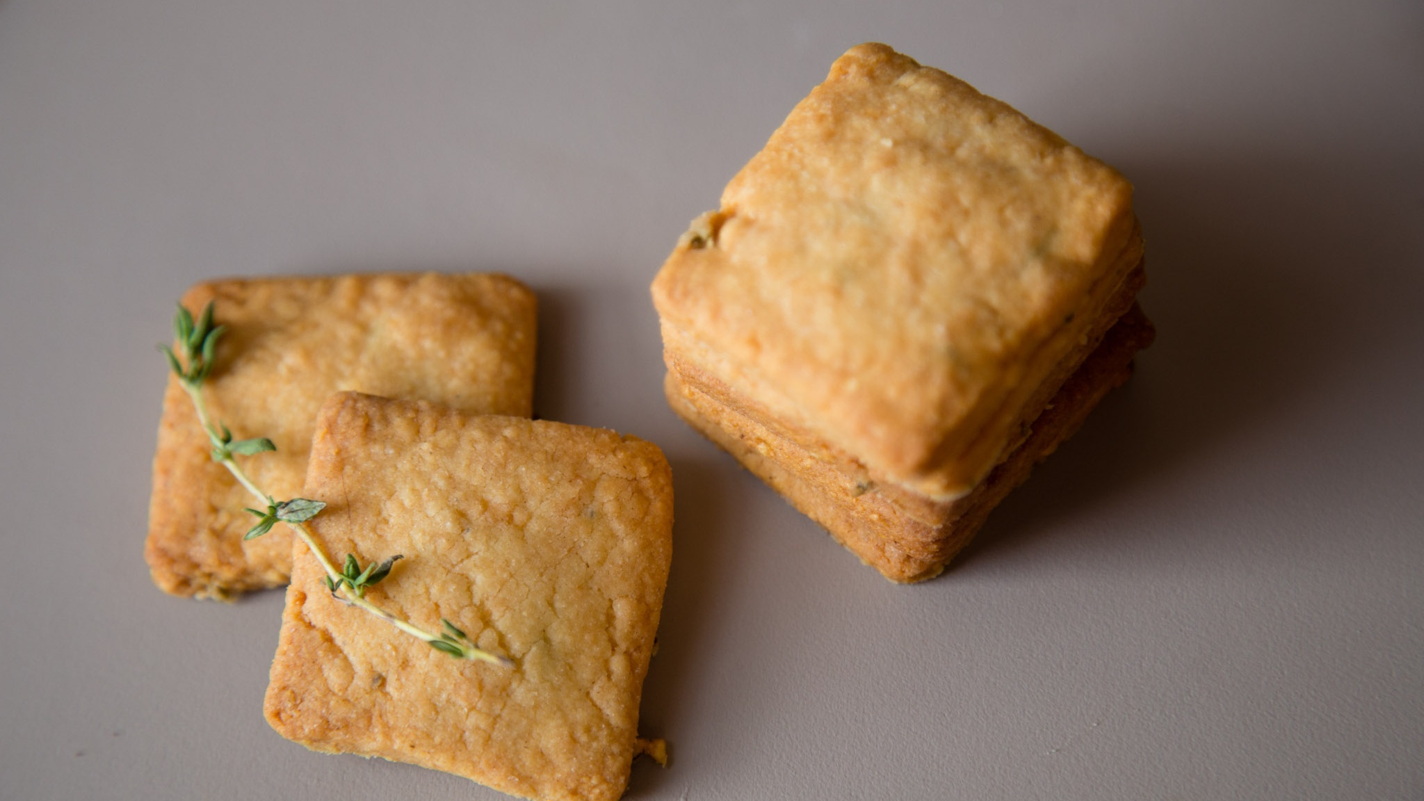 Parmesan & Thyme Crackers Recipe Fresco